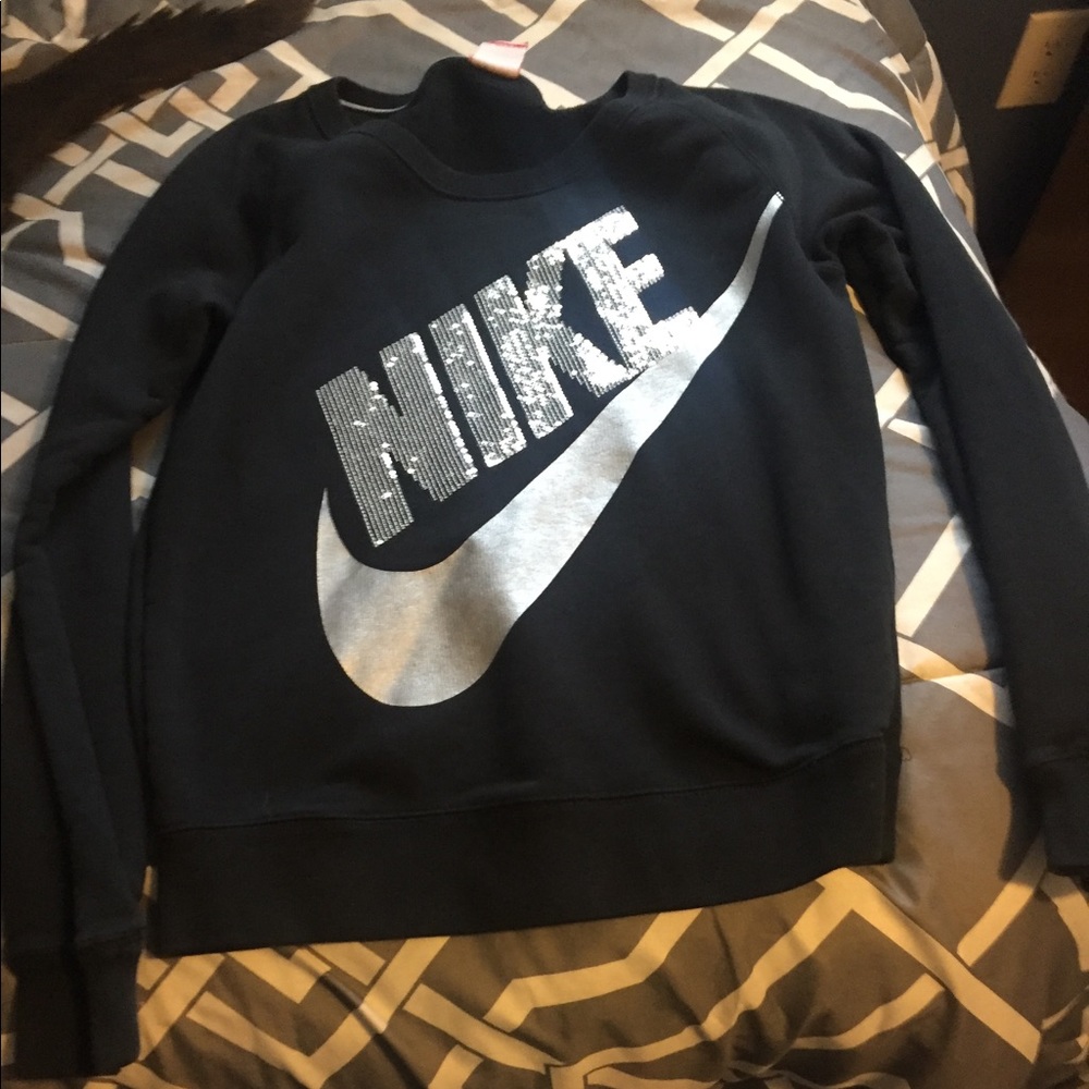 Nike crewneck